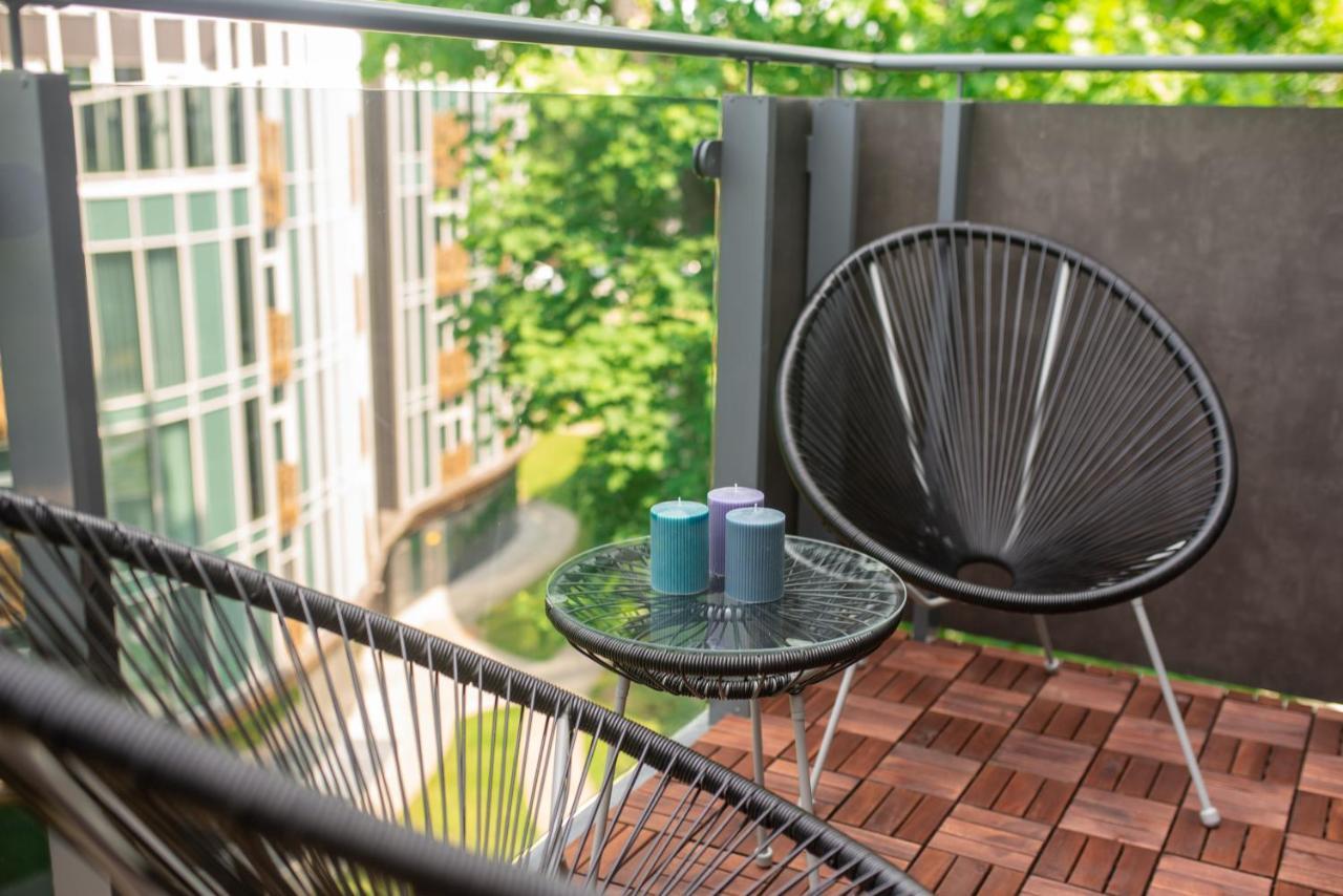 2 Bedroom Apt, 2 Garage Spots & Balconies, Self Check-In, By Cohost Druskininkai Exterior photo